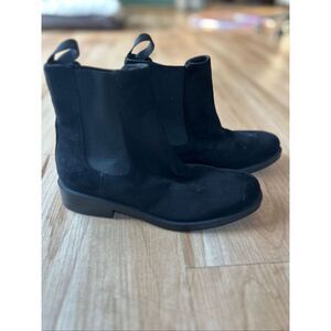 CHARLES & KEITH Chelsea Block-Heel Boots